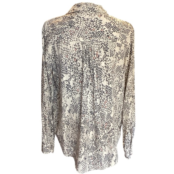 Velvet Heart Snake Print Rayon Long Sleeve Blouse Flowy V Neck, Medium - Picture 6 of 12